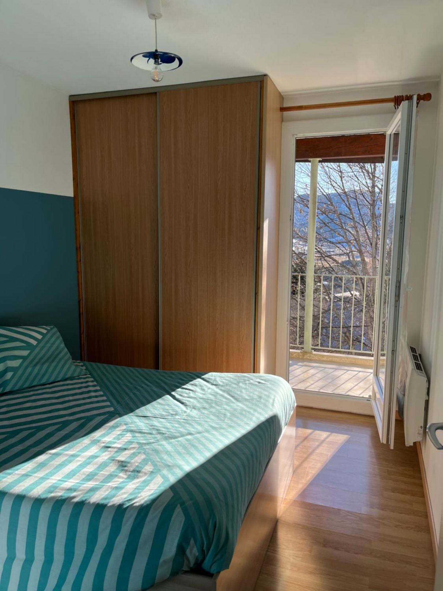 Appartement Au Coeur De Seyne Екстериор снимка